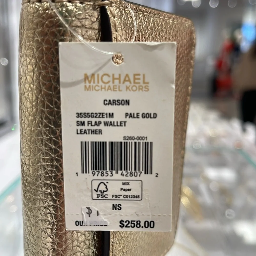 MICHAEL KORS Carson Small Metallic Pebbled Leather Wallet Pale Gold  NWT